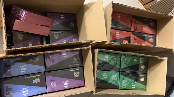 Authentic IGET order delivered to Sydney, NSW β customer review photo